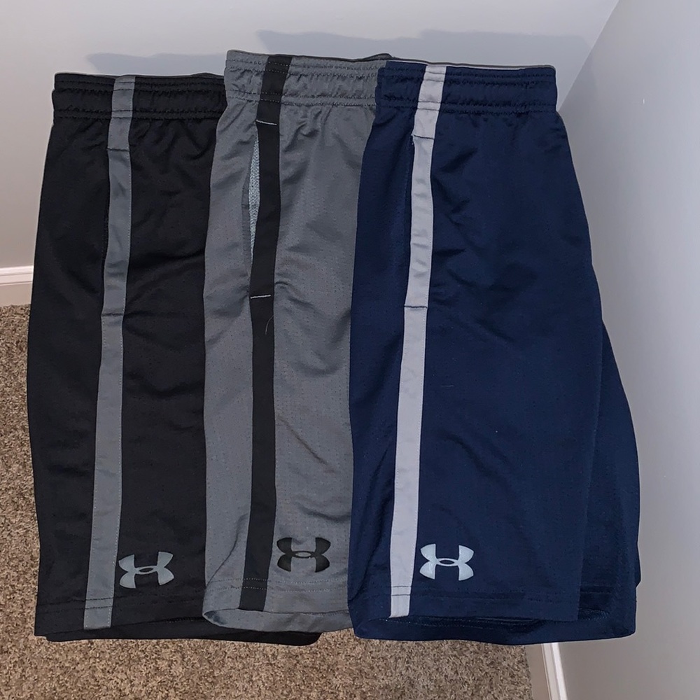 3 Pair of UNDER ARMOUR shorts!